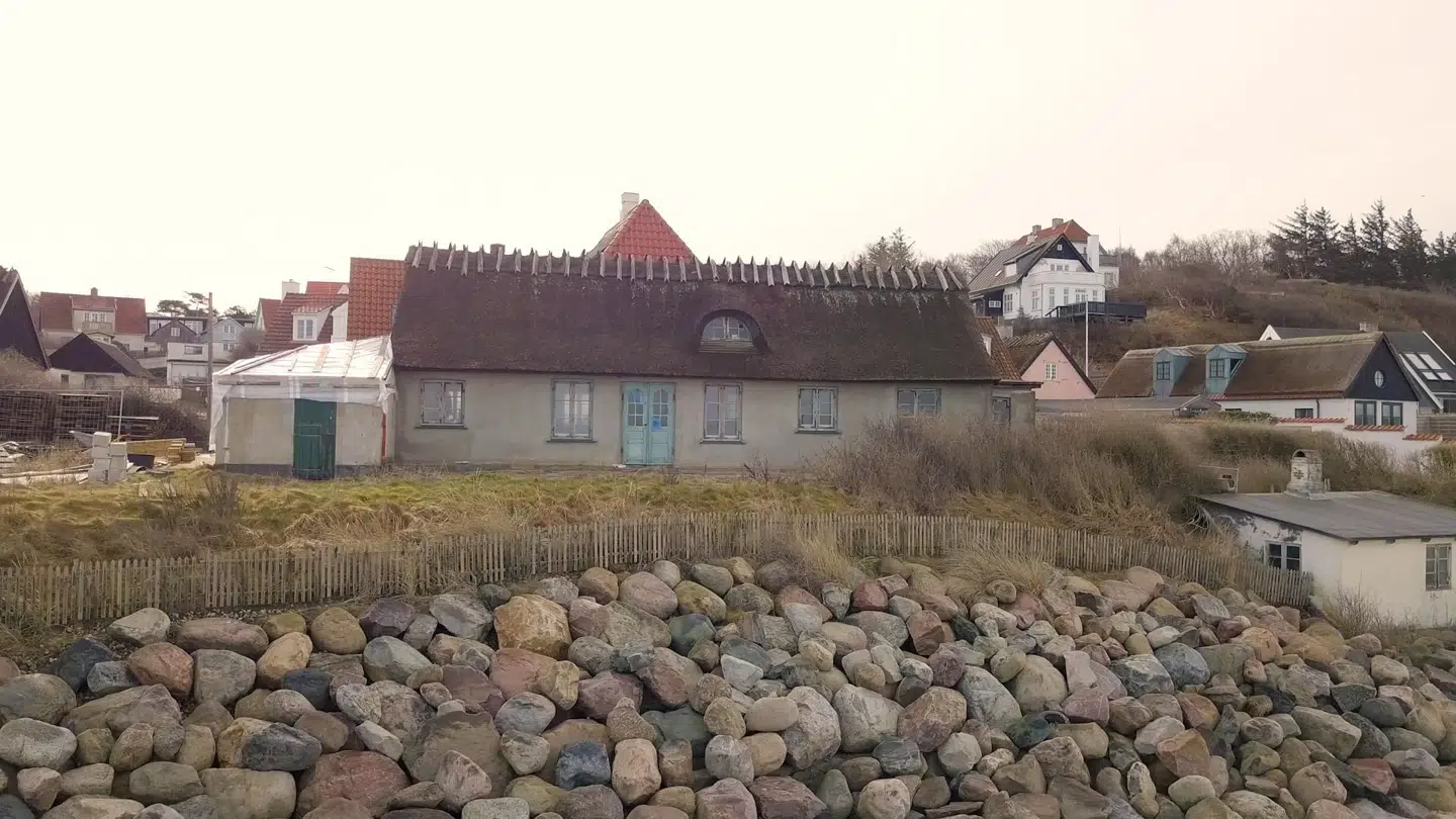 Det er dette hus, Camilla Plum i 2021 solgte for 25 millioner kroner til Carsten Gomard.
