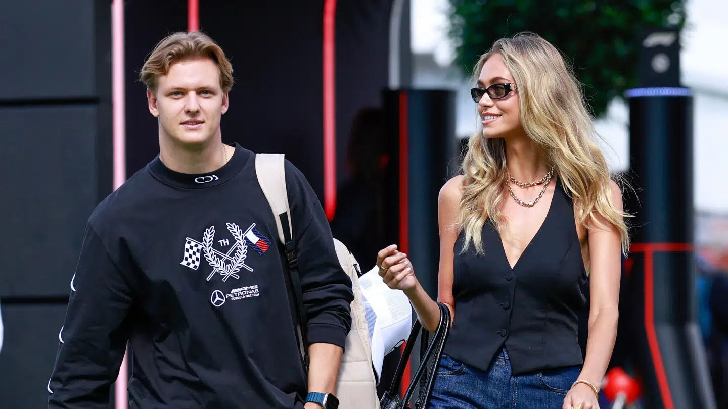 Den danske model har tidligere datet Michael Schmachers berømte racerkørersøn Mick (tv) og den danske landsholdsspiller Jonas Wind.