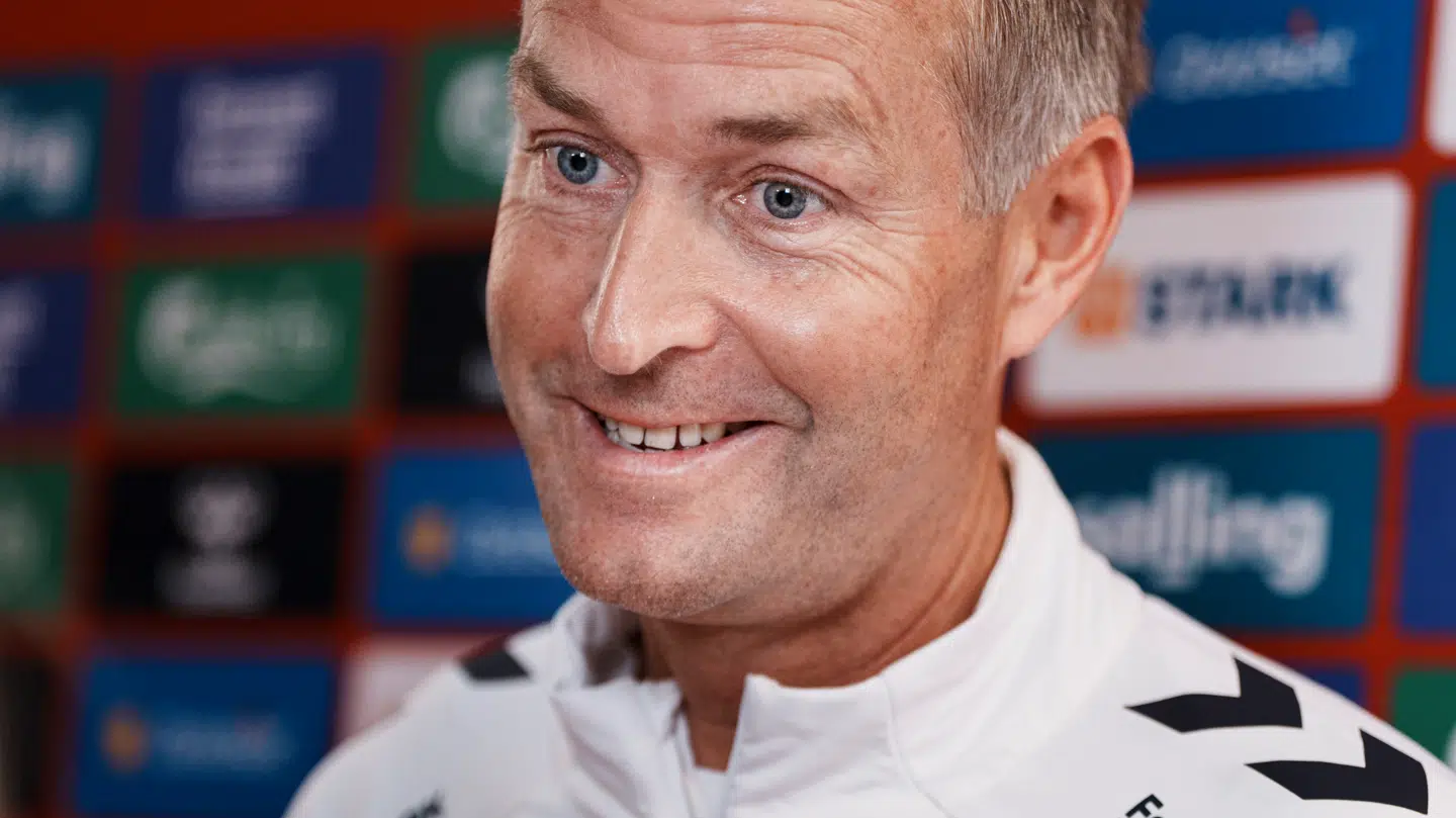 Kasper Hjulmand har ikke haft et trænerjob, siden han stoppede som dansk landstræner for lidt over et år siden.