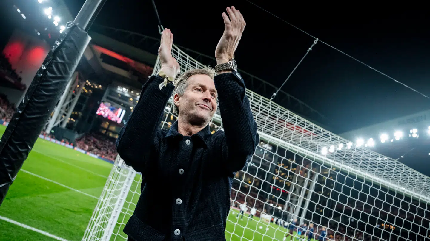 Kasper Hjulmand blev i forbindelse med en landskamp i november sidste år i Parken hyldet for sin tid som dansk landstræner.