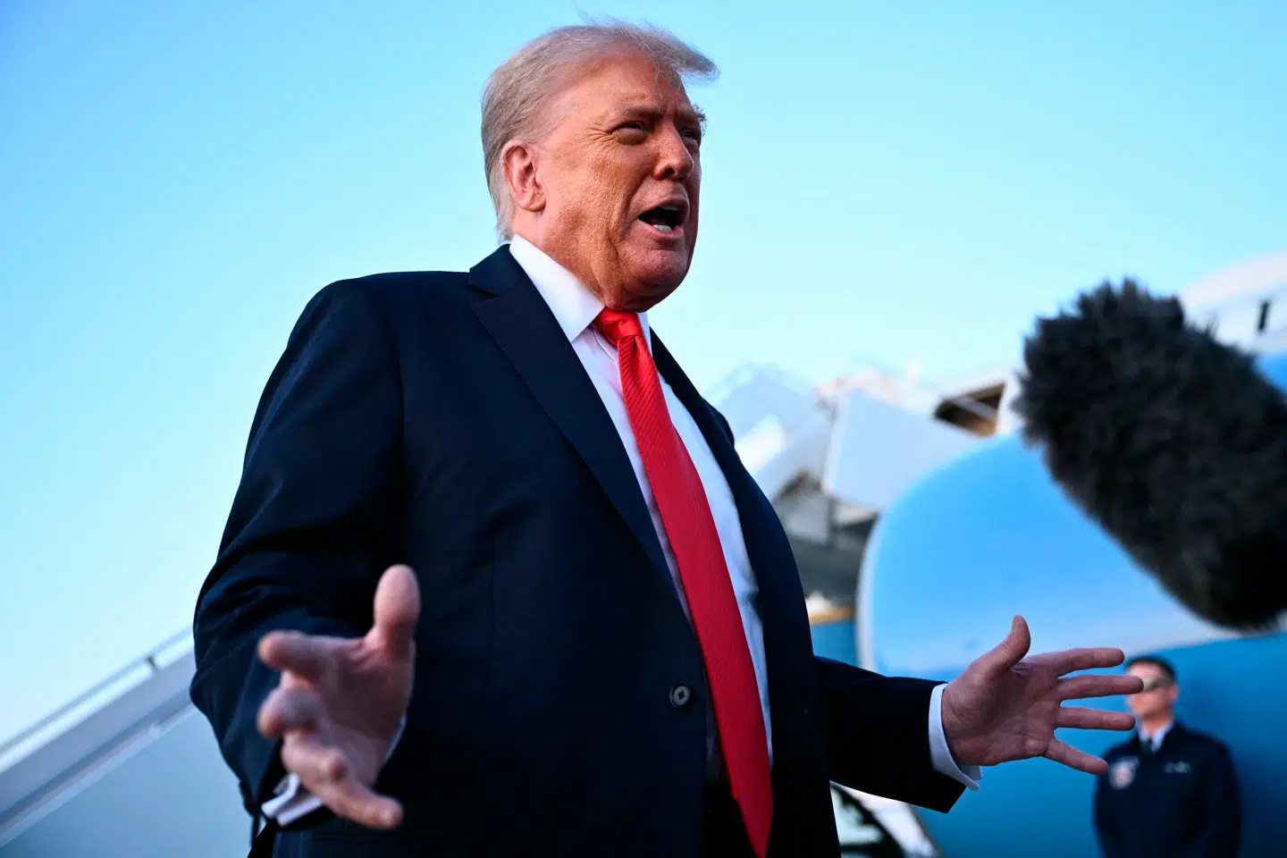 »Se på Trump – og gør det samme. På dansk.« Sådan vil Jesper W. Rasmussen udrydde woke-kulturen i Danmark. Foto: Mandel Ngan/AFP/Ritzau Scanpix
