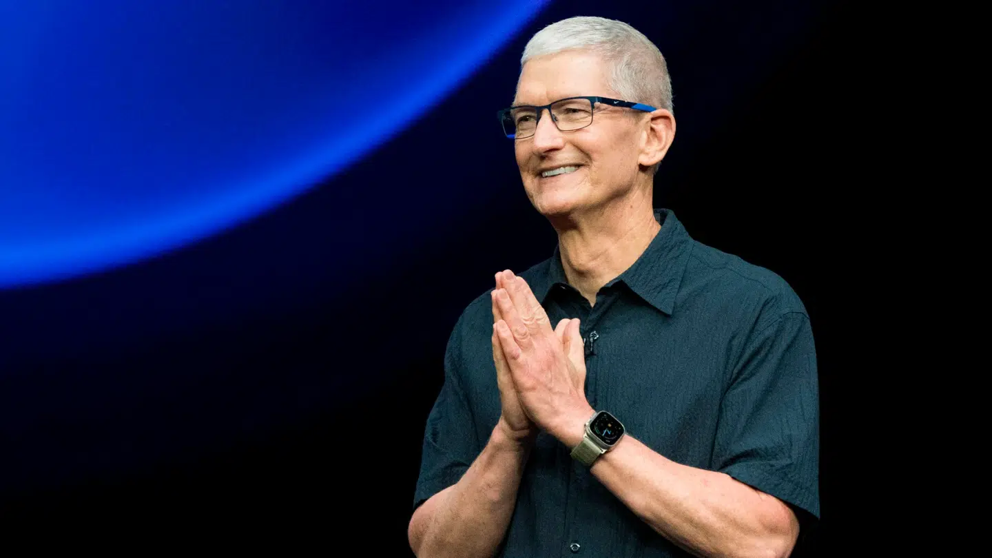 Apples adm. direktør, Tim Cook, på scenen 9. september sidste år for at præsentere - ja, du gættede rigtigt - nye iPhones.
