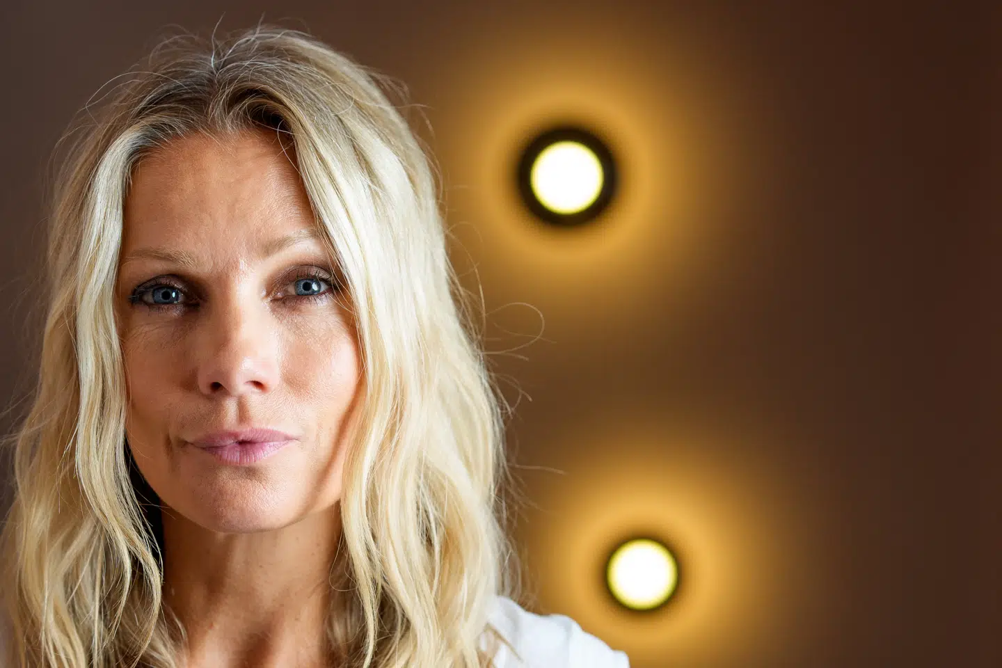 Caroline Fleming vender snart tilbage på tv. Denne gang sammen med sin kæreste, plastikkirurgen Frederik Kølle, i Viaplay-serien "Caroline & dr. Kølle".