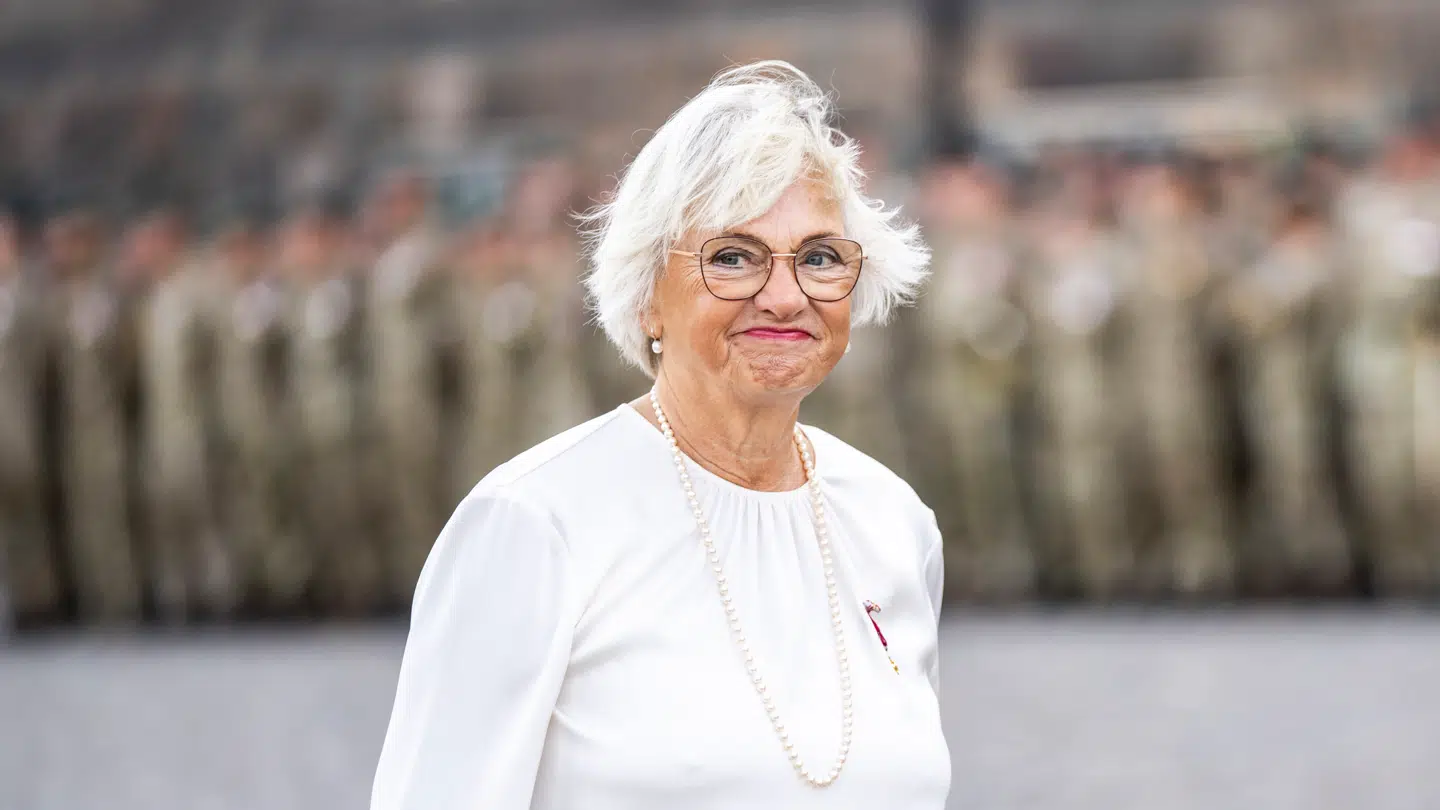 DF-stifter og mangeårig toppolitiker Pia Kjærsgaards søn har valgt en karriere, hvor det var fuldstændig afgørende, at det ikke kom frem, hvem hans mor er.