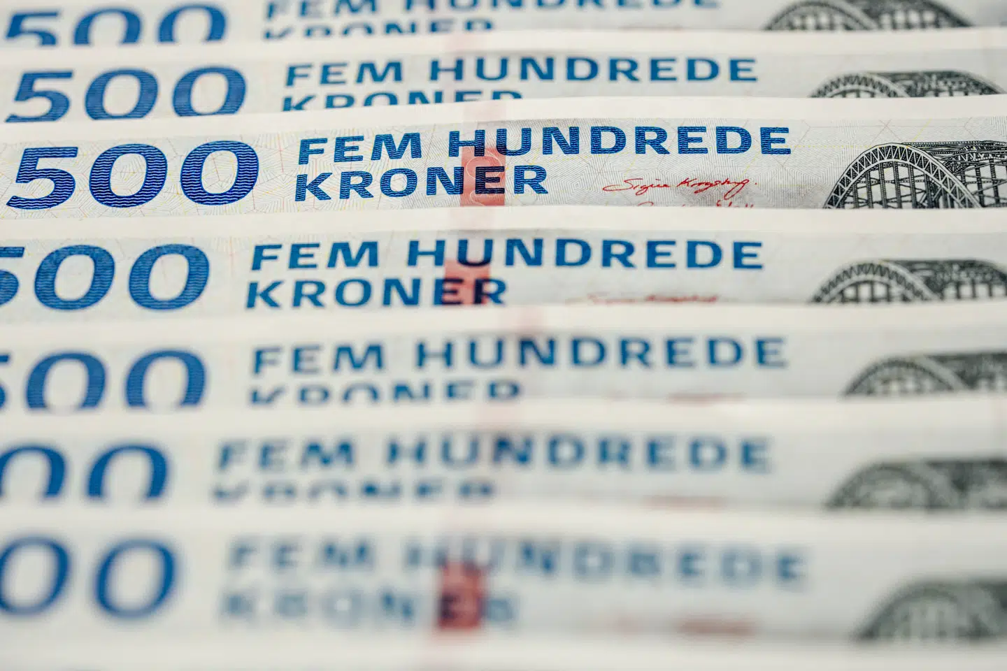 500-kronsedler i Nationalbanken mandag den 11. august 2025.. (Foto: Mads Claus Rasmussen/Ritzau Scanpix)