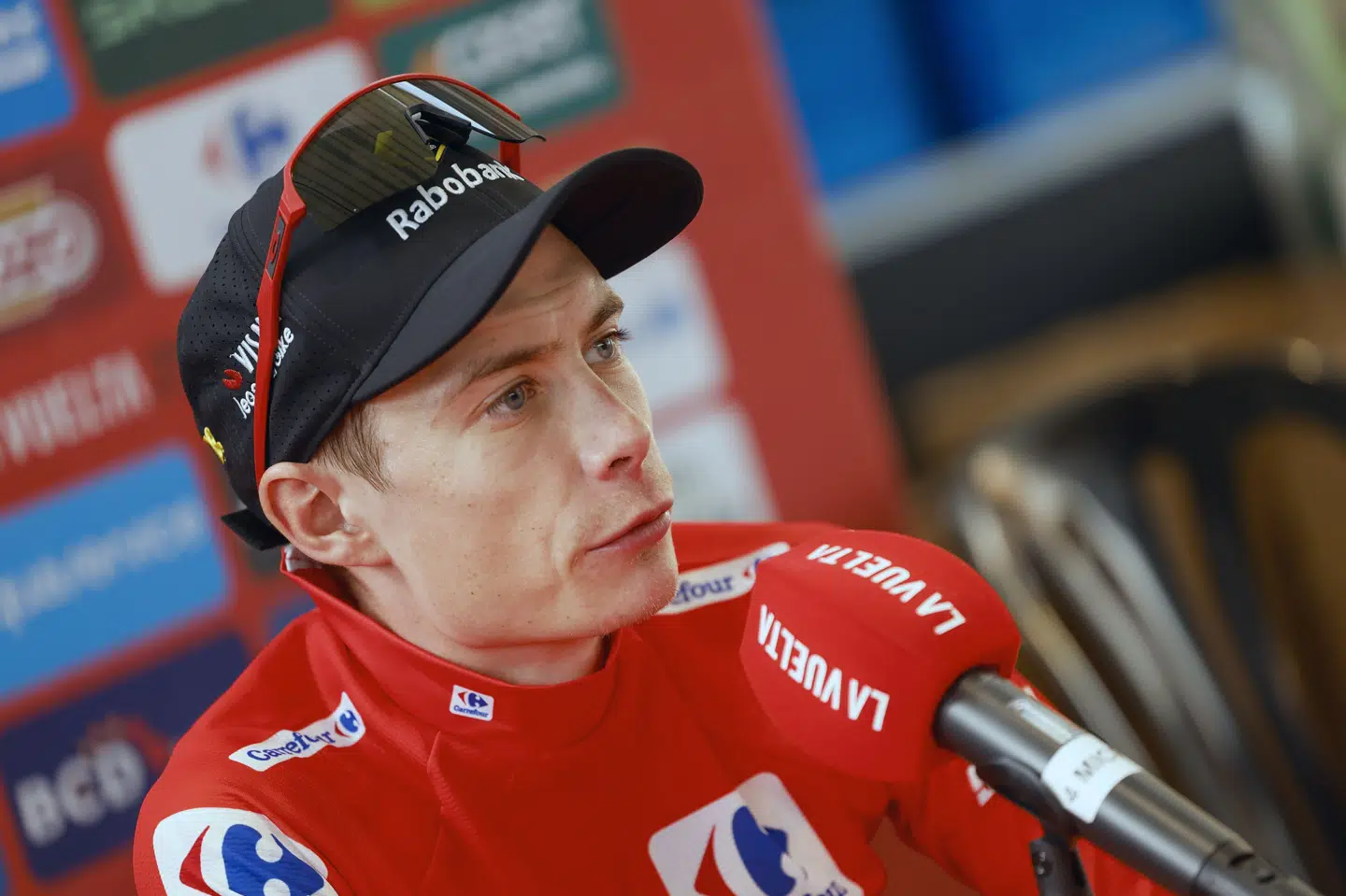 Jonas Vingegaard fører Vueltaen med 48 sekunder ned til João Almeida før de sidste fem etaper.