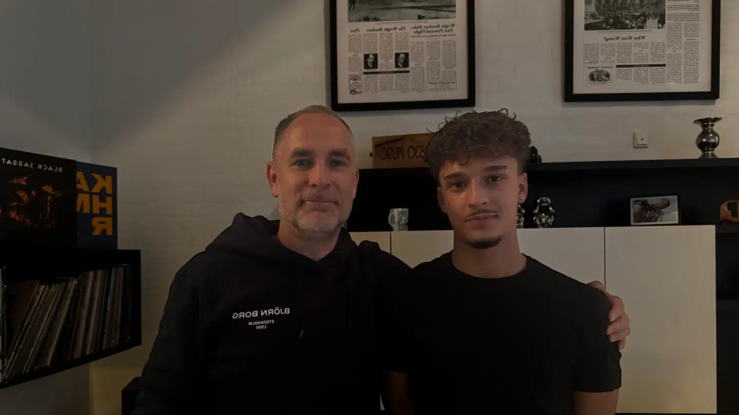 17-årige Sebastian Klein, og hans far, Tonny Klein, deler en fælles passion for investering.