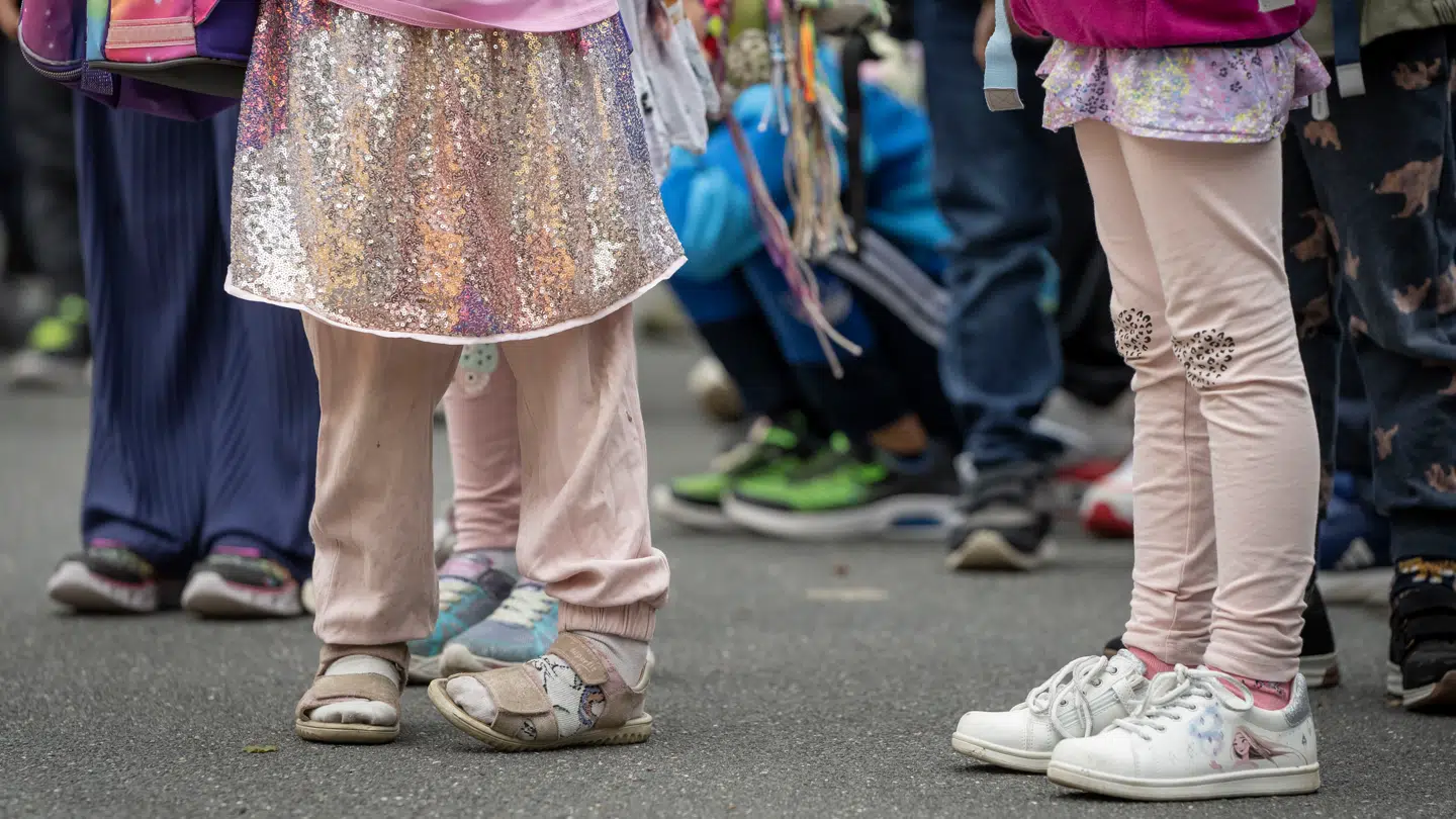 ILLUSTRATIVT. Skolestarten er over os, og for børnene selv – og for udviklingen af deres sociale kompetencer – er gode venner alfa og omega.