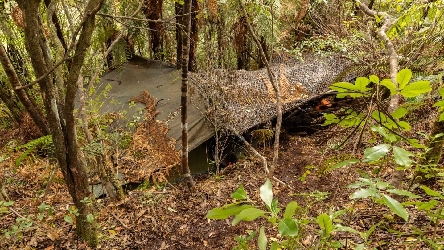 Den nye lejr, der er blevet fundet, er godt skjult i skoven.