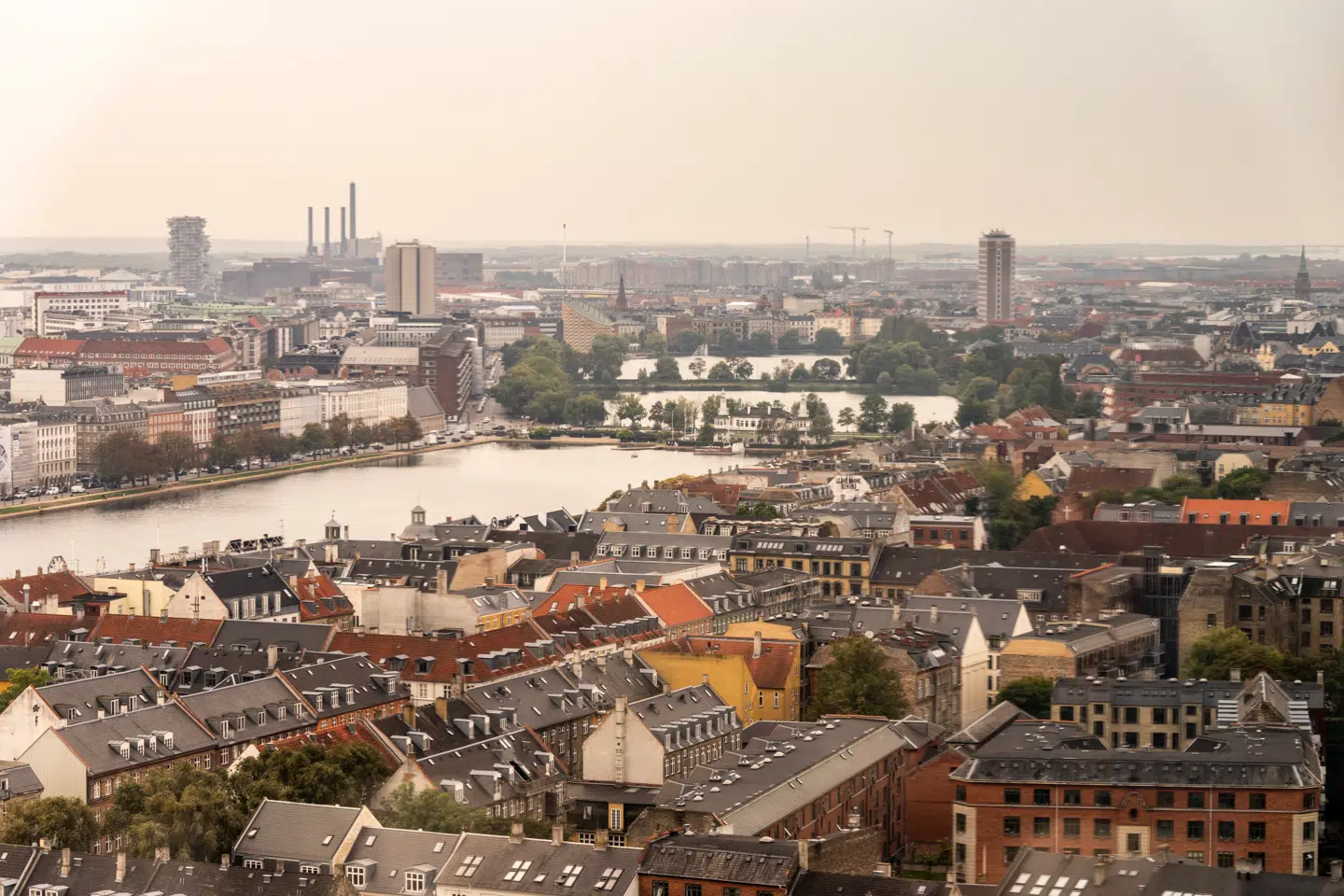 »I dag er det bare alt for besværligt og bureaukratisk at omdanne erhvervslokaler til beboelse. Det skal vi lave om på,« skriver Kristine Ammitzbøll-Bille. Foto: Ida Marie Odgaard/Ritzau Scanpix