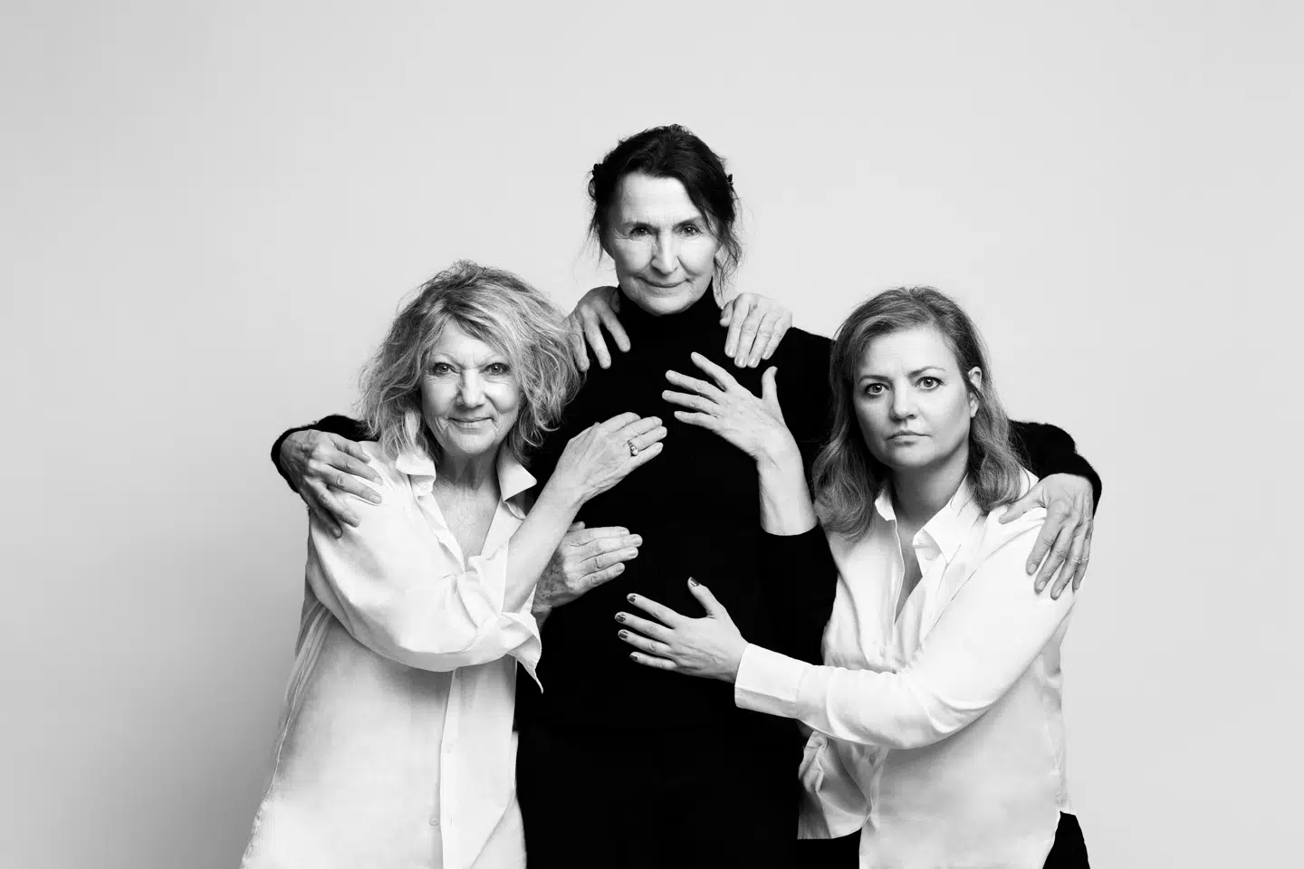 Generationskløft: Rikke Wölck, Karen-Lise Mynster og Laura Bro i »Min mægtige mor«.