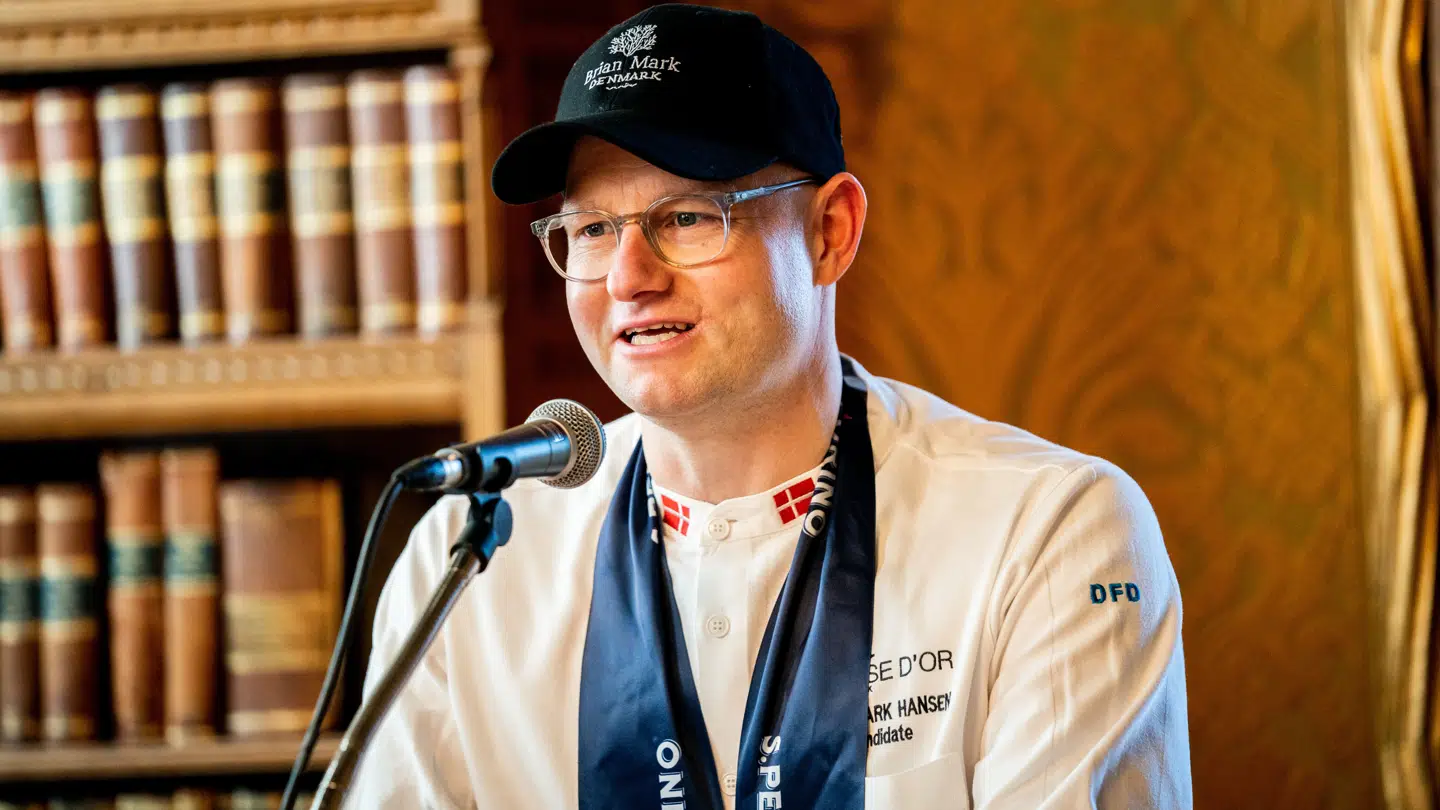 Brian Mark Hansen vandt guld i 2023 i de uofficielle verdensmesterskaber i kokkekunst Bocuse d'Or.