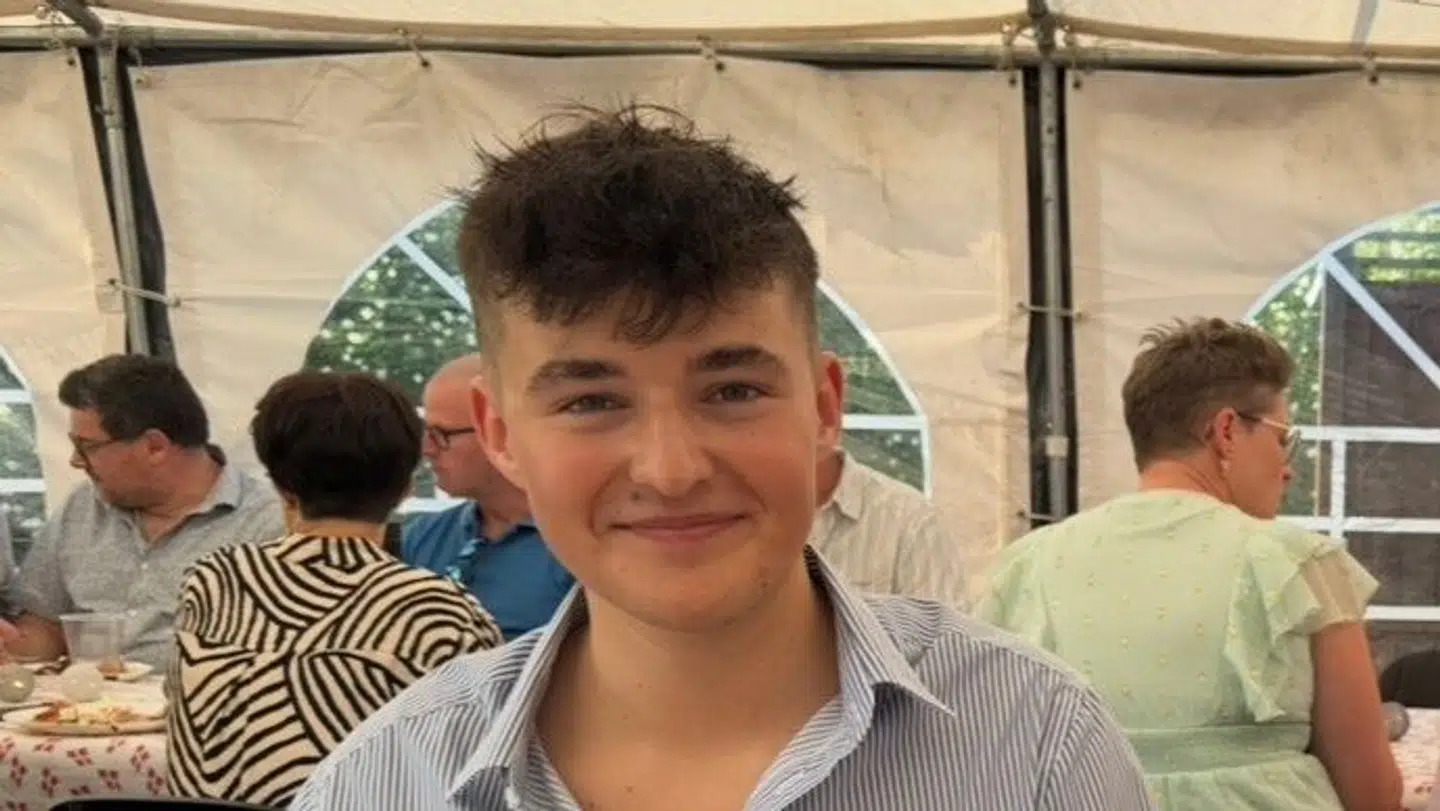 18-årige Oliver Lund Madsen har vundet ugepræmien i Millionærklubbens Aktiespil – på trods af, at han kun har investeret i halvandet år.