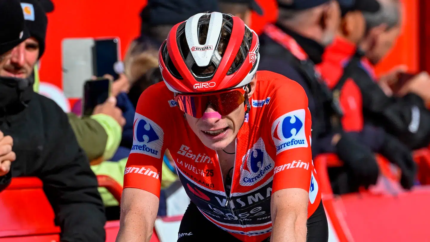 Jonas Vingegaard har ikke været sprudlende under Vueltaen, mener B.T.s Vuelta-ekspert Bjarne Riis.