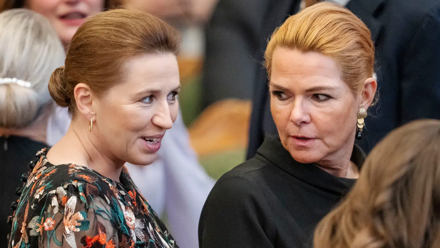 Statsminister Mette Frederiksen sender hilsen til Inger Støjberg, der tidligere onsdag fortalte om chikane på motorvejen.