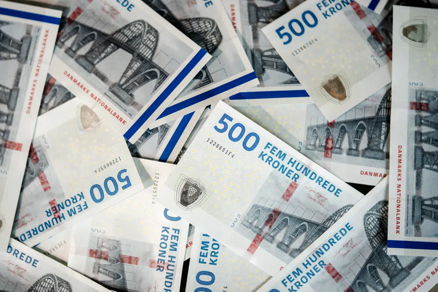 3,3 millioner danskere står til at få skattelettelser i 2026.