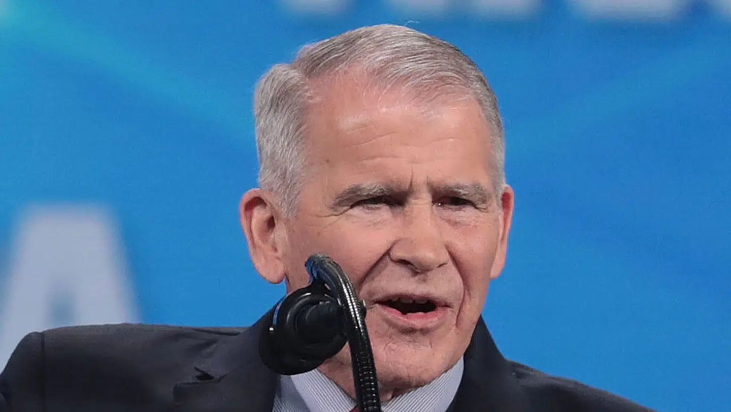 Arkivfoto af Oliver North.