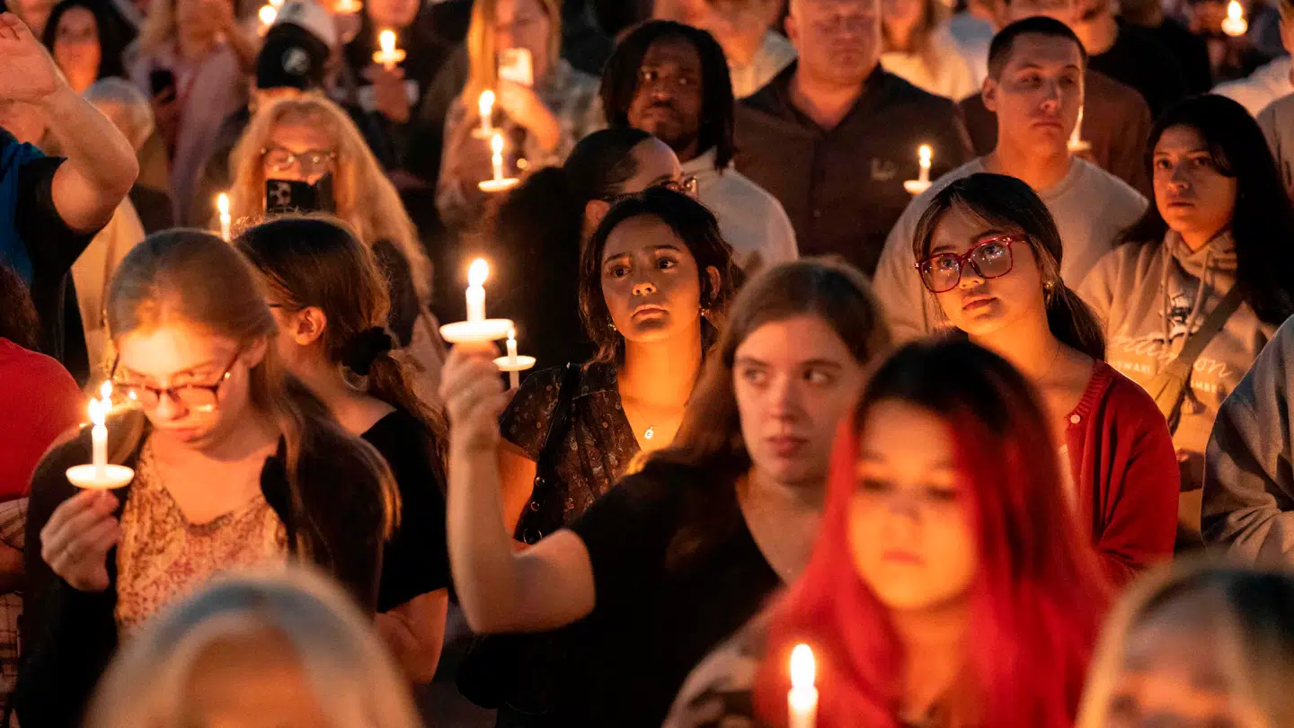 'I konservative kredse har der, med rette, været et stort ramaskrig over dele af dækningen i medierne, særligt fra MSNBC, der efter sigende har været nødt til at fyre en af deres analytikere,' siger Mirco Reimer Elster.