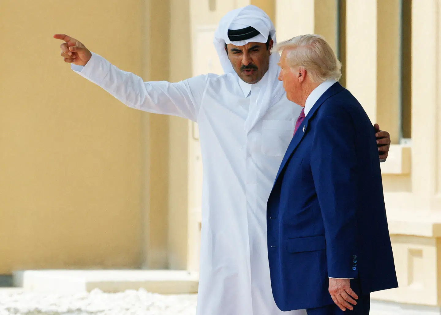 Trump besøgte Qatars emir, Tamim bin Hamad Al Thani, i maj 2025. Foto: Brian Snyder, Scanpix