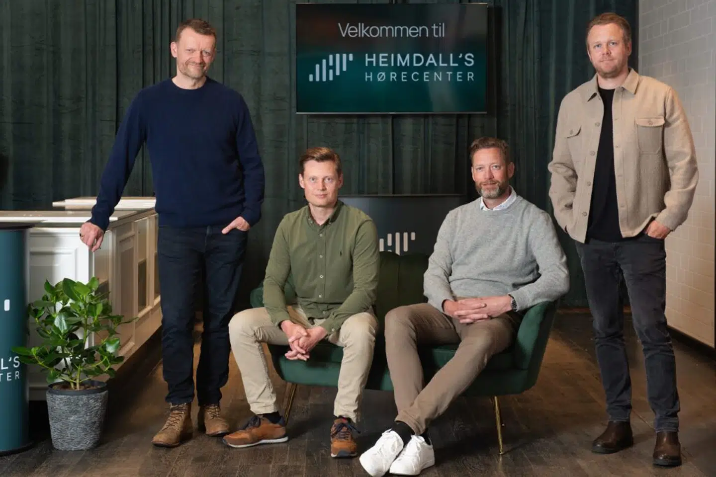 Frank Hvam gik på jagt efter et rigtigt høreapparat, da han kom hjem til Danmark i 2024 igen. Det fandt han hos Heimdall's Hørecenter, og efter en snak med ejerne endte han selv med at gå med i ejerkredsen. Foto: PR