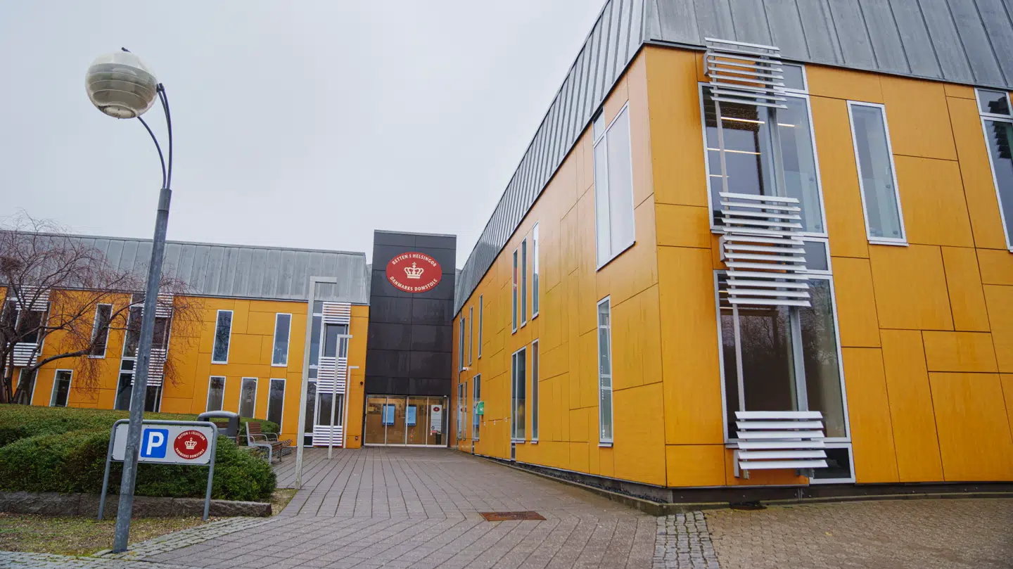 Straffesagen mod den 55-årige mand skal afvikles her ved byretten i Helsingør.