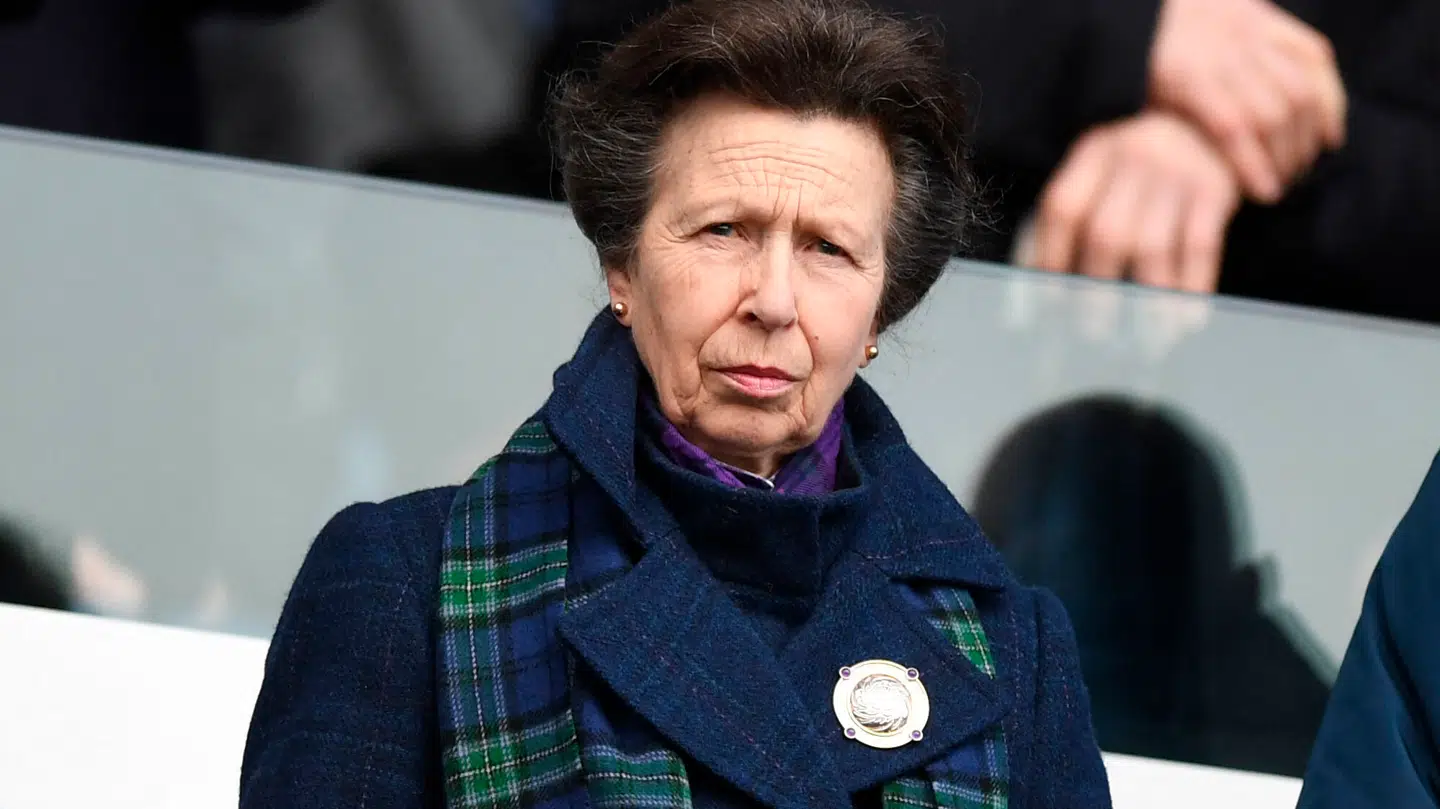 Prinsesse Anne under en rugbykamp.