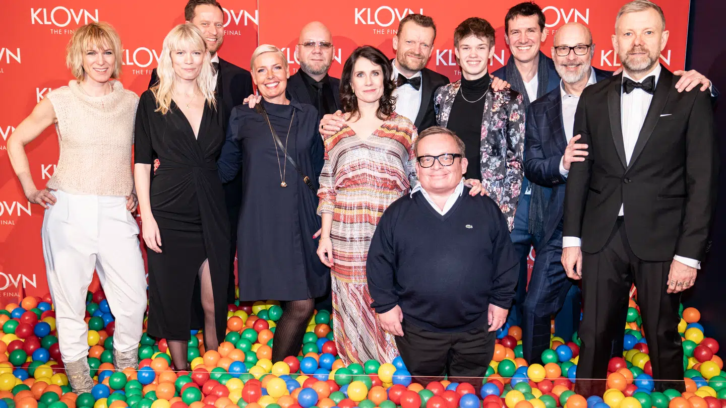 Hele holdet bag 'Klovn The Final' på den røde løber i Bremen Teater onsdag den 29. januar 2020.