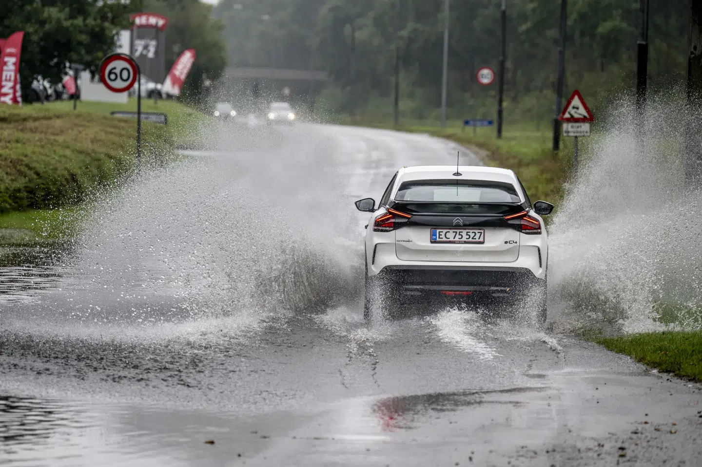 Mandag og tirsdag varsler DMI kraftig regn i den sydvestlige del af Danmark. Lokalt kan der komme oversvømmelser. (Arkivfoto).