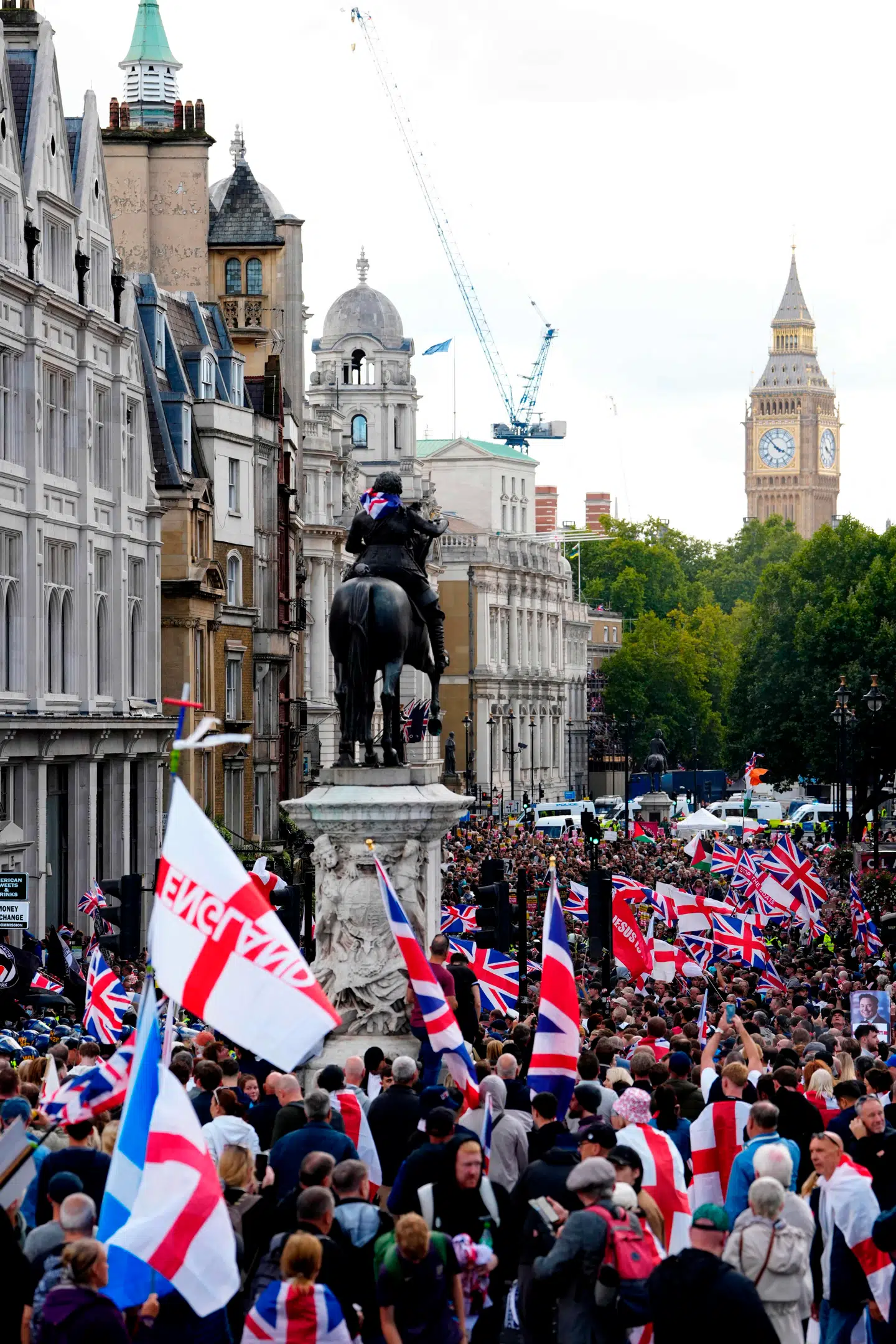 Her kan man se en lille del af den enorme demonstration i London lørdag.