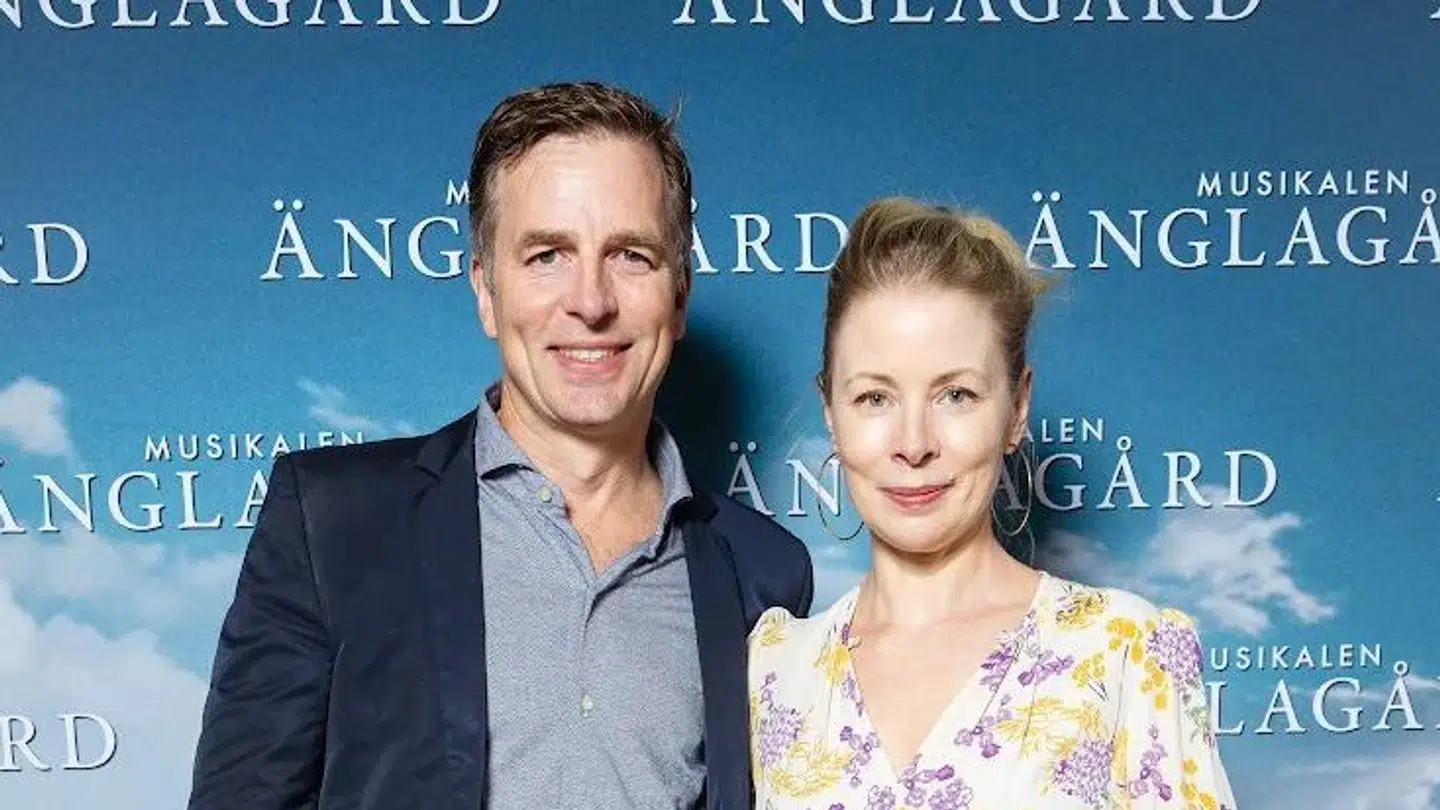 Parrets nye bog har skabt massiv debat i Sverige.