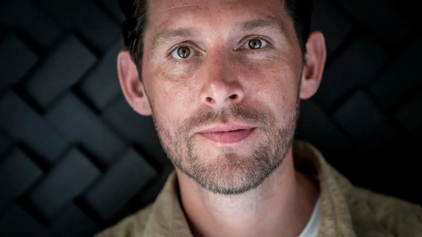 Rasmus Seebach har haft sin storebror Nicolai med på hele sin musikalske rejse siden 90erne. Men nu har brødrene – der ellers skulle være kommet på talefod igen efter stridighederne omkring nedlukningen af deres musikalske samarbejde – lukket deres fælles produktionsselskab.