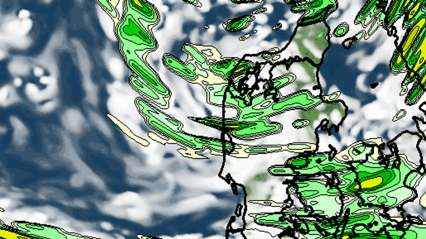 Tirsdag morgen ved 08-tiden vil der være en del byger over især Vestsjælland. I løbet af natten og morgenen har store dele af landet fået en del nedbør.
