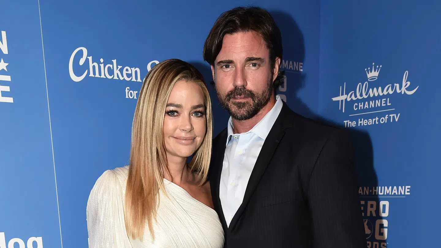 Da alt endnu var fryd og gammen mellem Denise Richards og Aaron Phypers.