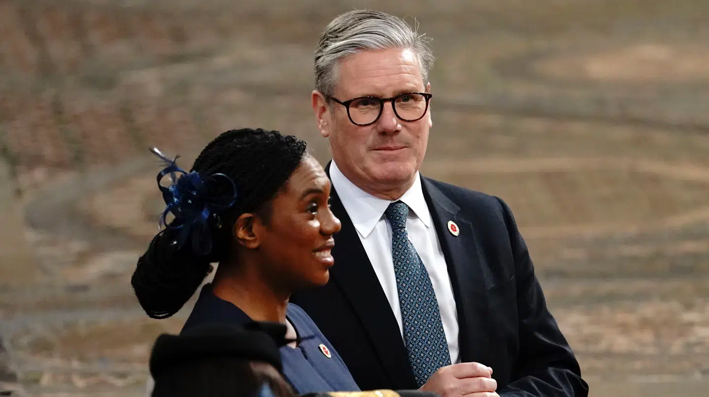 Både Konservative med Kemi Badenoch og Labour med Keir Starmer er i store problemer. Ikke mindst som en ny bevægelse mod hovedsageligt indvandring vokser frem i UK.