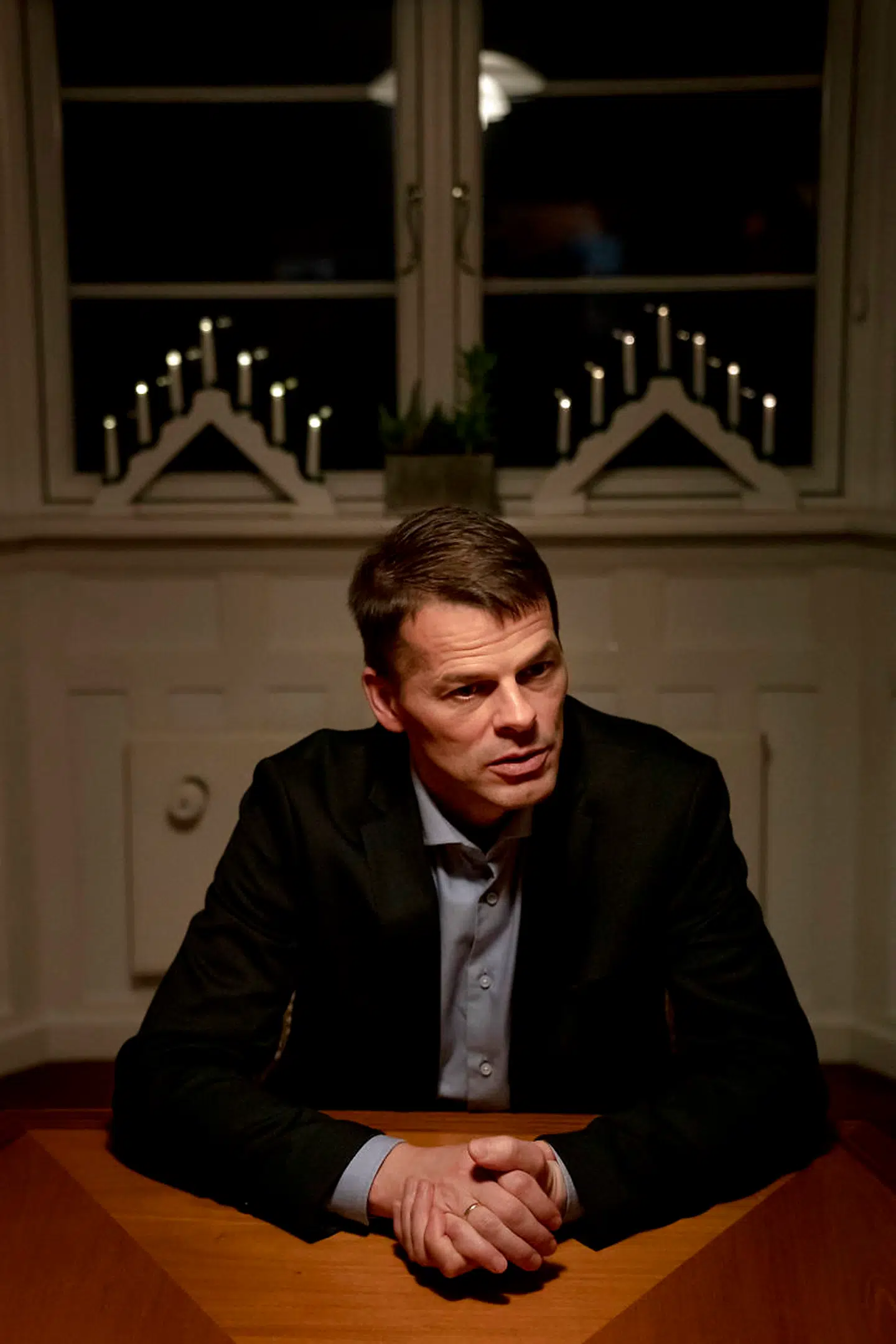 Den færøske lagmand, Bárður Nielsen, blev sat under pres af den kinesiske ambassadør, Feng Tie, da der skulle tales leverandør af 5G-netværk. Foto: Oscar Scott Carl