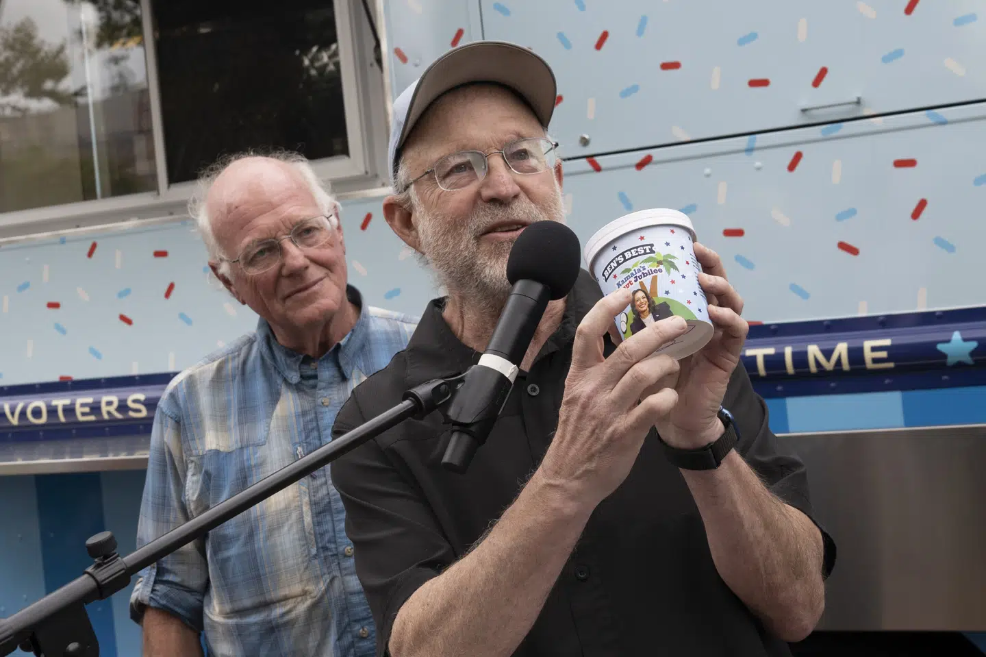 Jerry Greenfield (til højre) skabte sammen med Ben Cohen Ben & Jerry's i 1978. (Arkivfoto).