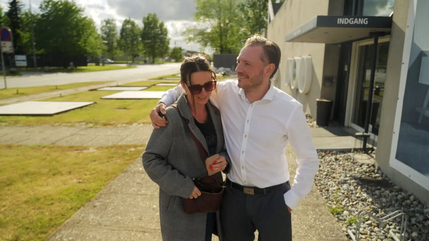 Mette og Thomas kaster sig ud i badeværelsesrenovering i ugens afsnit.