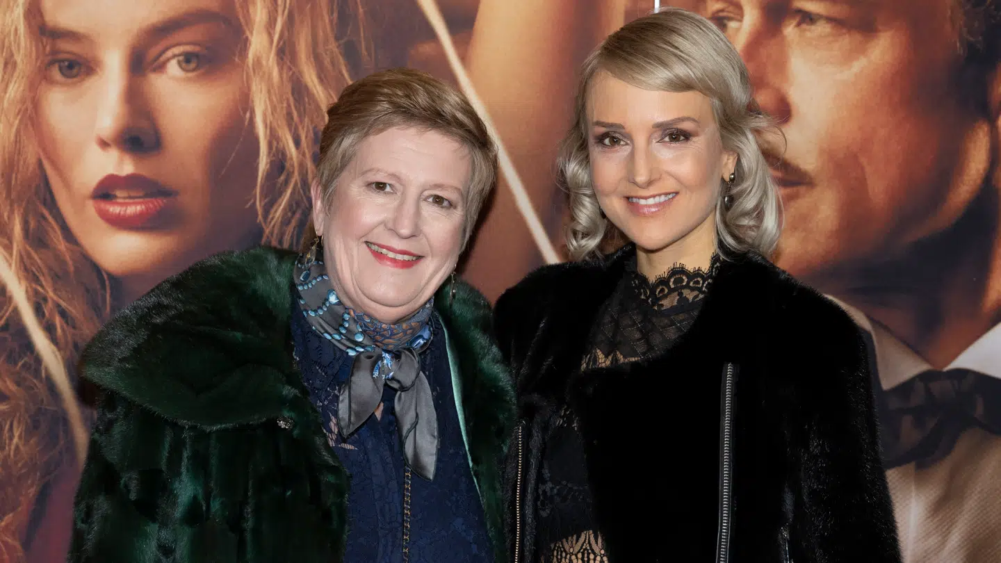 Vibeke Manniche er læge, forfatter og coronaskeptiker. Hun er desuden mor til smykkedesigner Mai Manniche, som også kritiseres for sin indblanding i sin mors kritiserede indsamling.