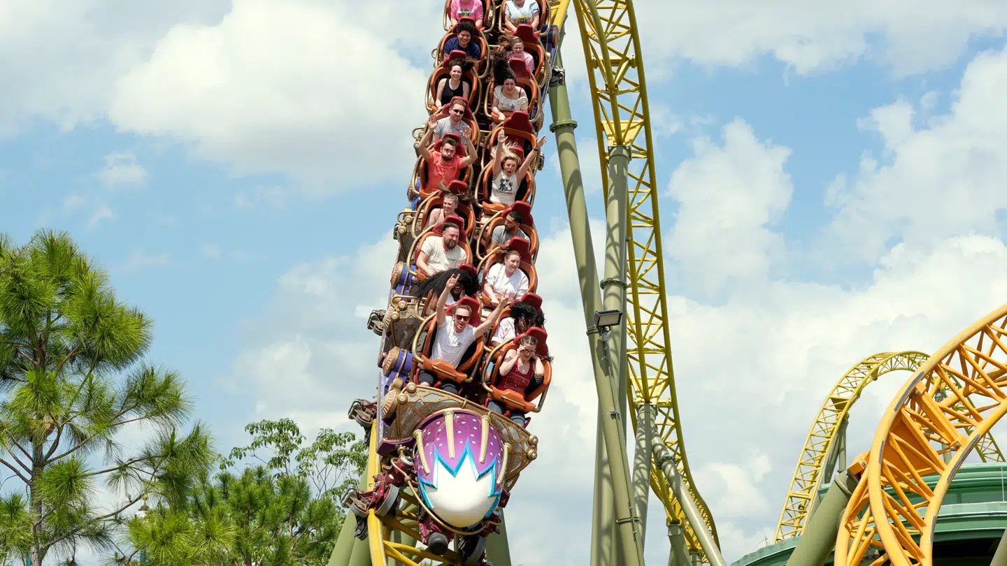 (Arkiv) I Stardust Racers mistede en besøgende bevidstheden under en rutsjebanetur onsdag.