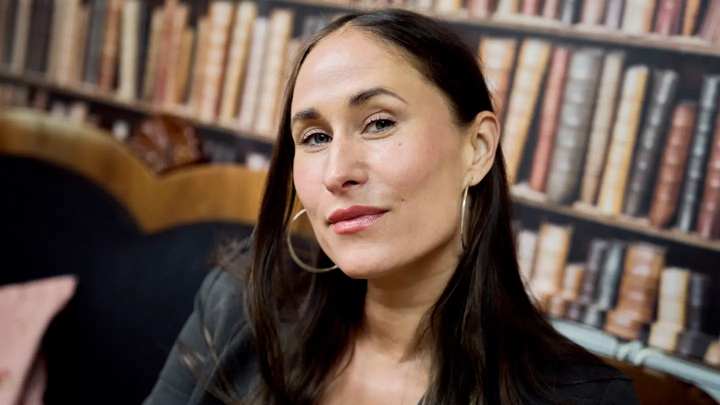 Rosalinde Mynster er snart aktuel i den tredje og sidste sæson af DR-serien 'Carmen Curlers'.