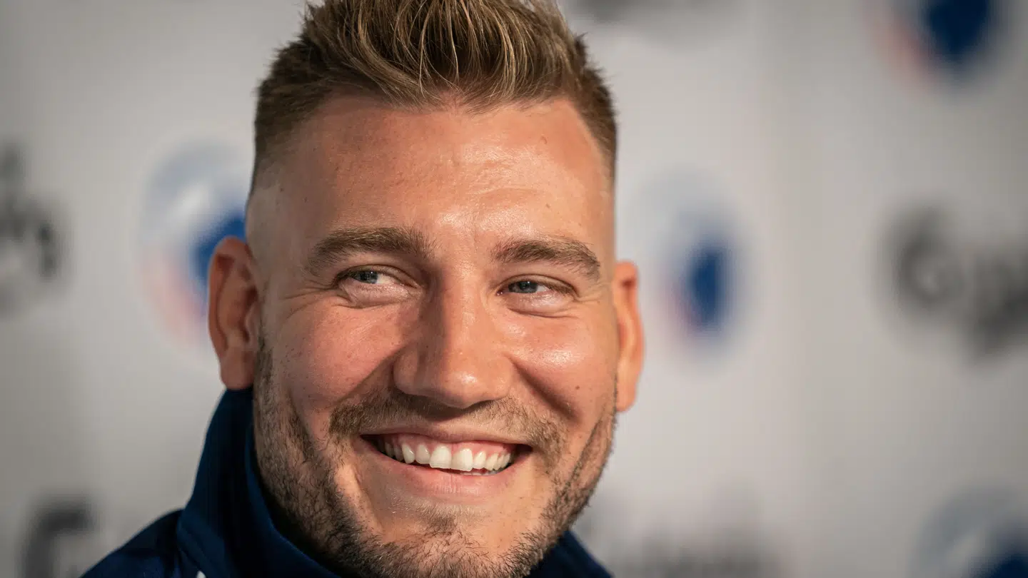 Nicklas Bendtner stoppede sin karriere som 31-årig, men er fortsat i fodboldverdenen.