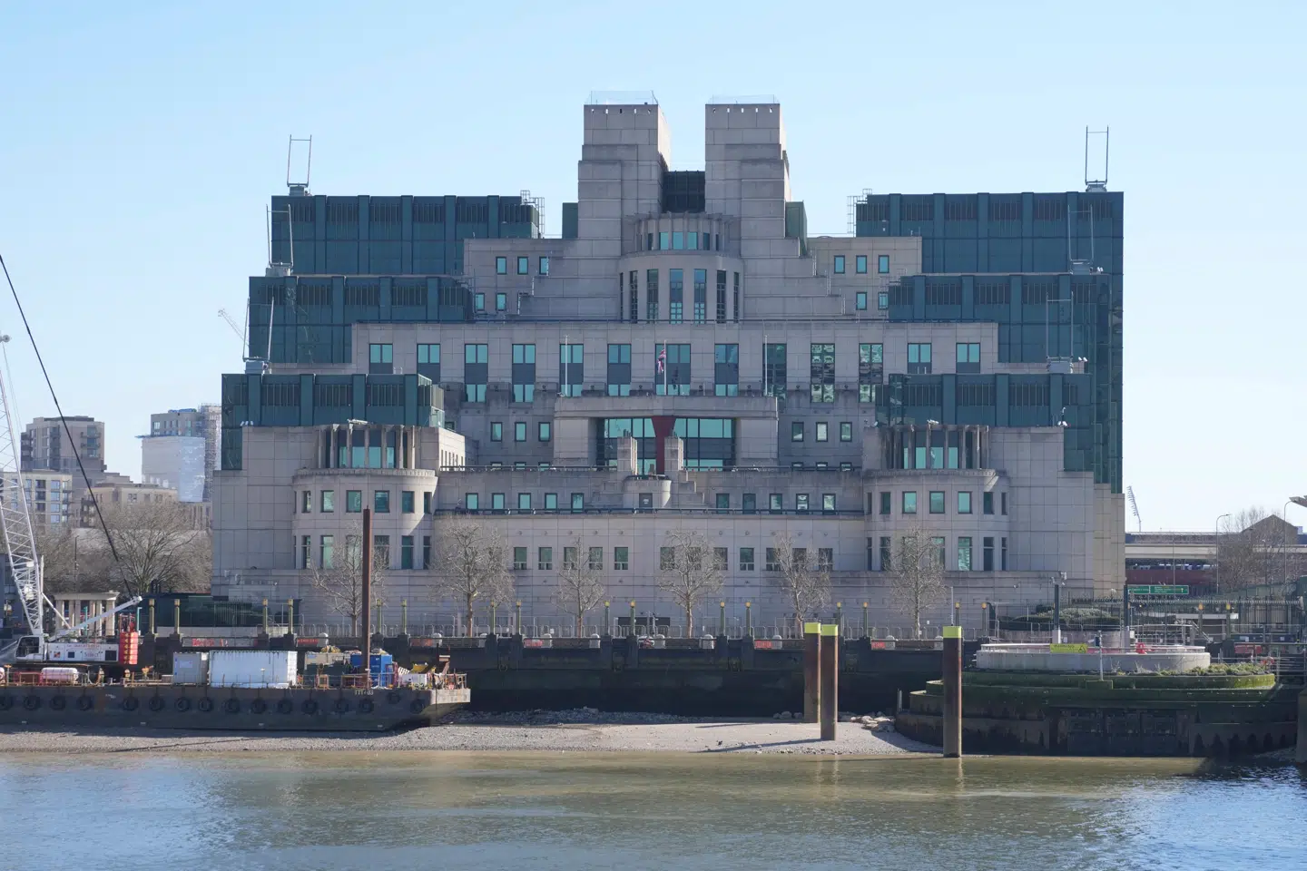 MI6s hovedkvarter i centrum af London.