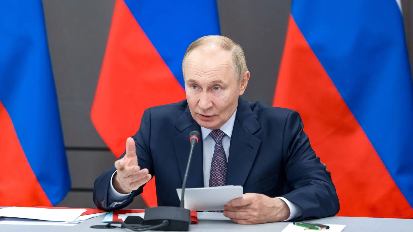 Putin spiller med musklerne, vurderer Splidsboel.