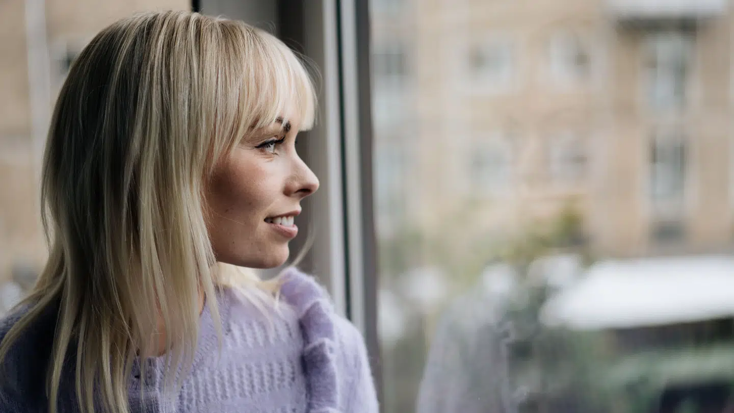 »Jeg kan godt mærke, at det er lidt noget andet, når man har noget, der også er vigtigt derhjemme. Det har jeg også haft før, men det er ikke på samme måde én, der har brug for mig,« fortæller den tilbagevendte danser Jenna Bagge.