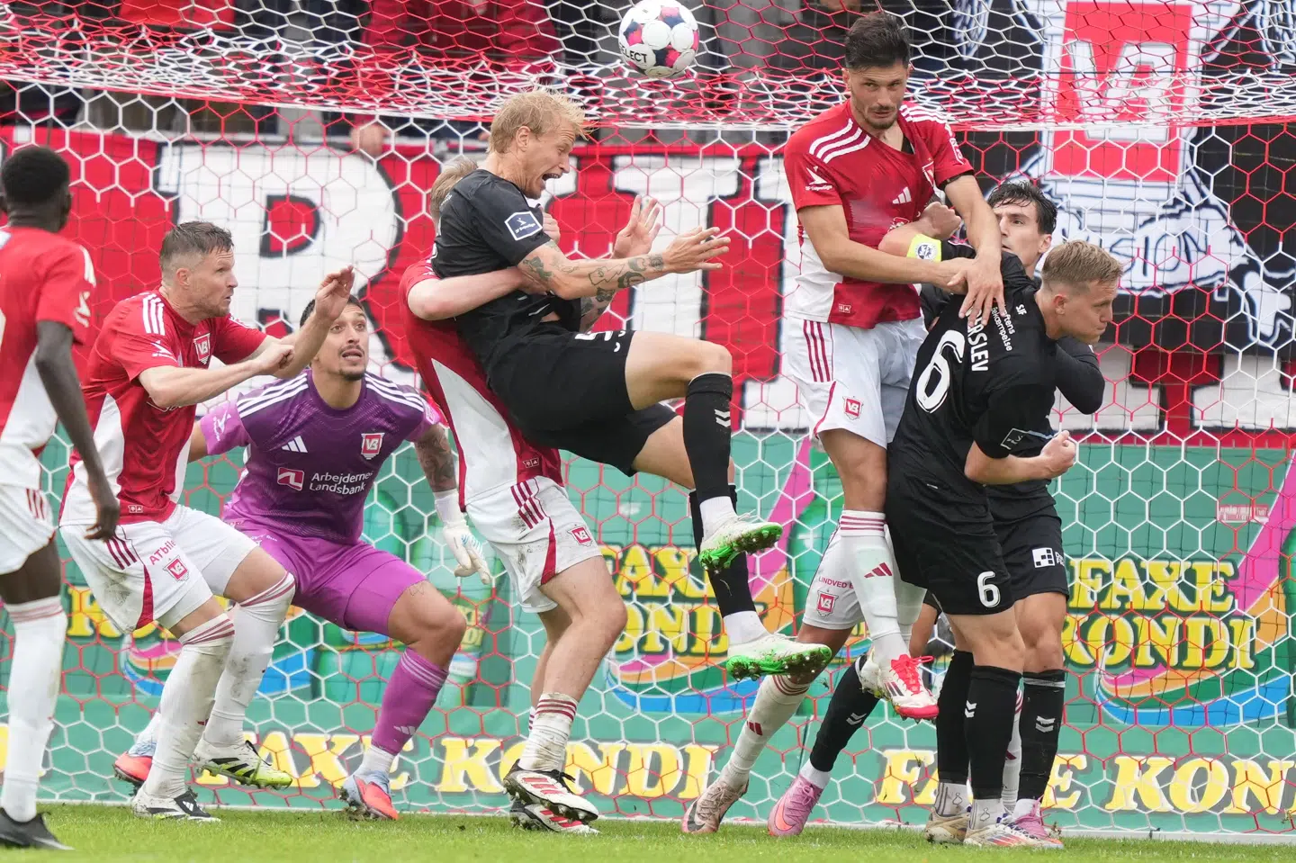 Vejle og Sønderjyske delte i porten.