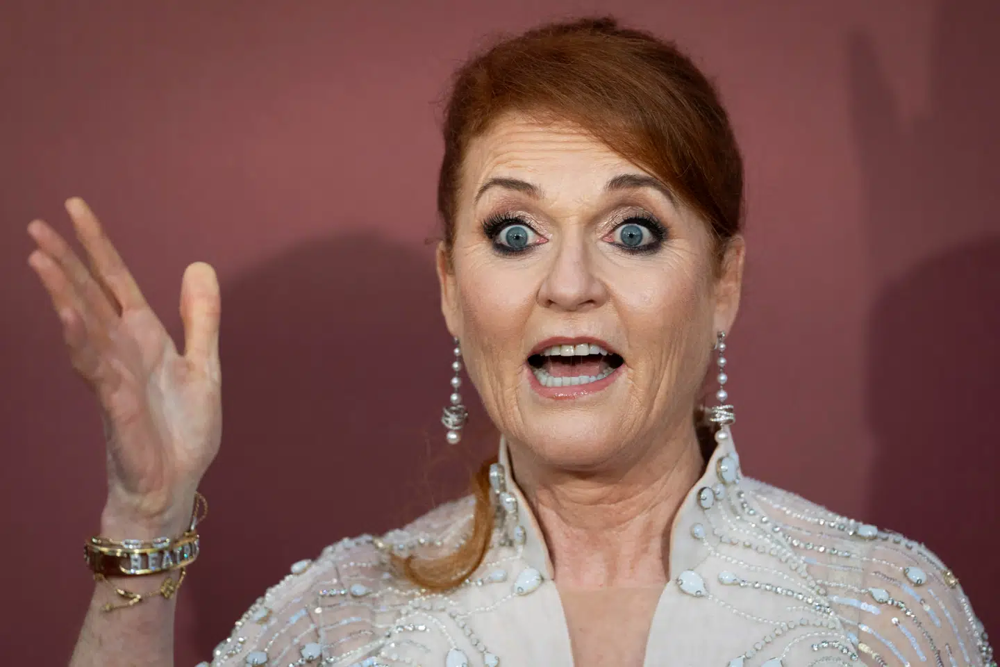 Sarah Ferguson er blevet droppet et syv velgørenhedsorganisationer, siden det kom frem, at hun har sendt en undskyldende mail til Jeffrey Epstein.