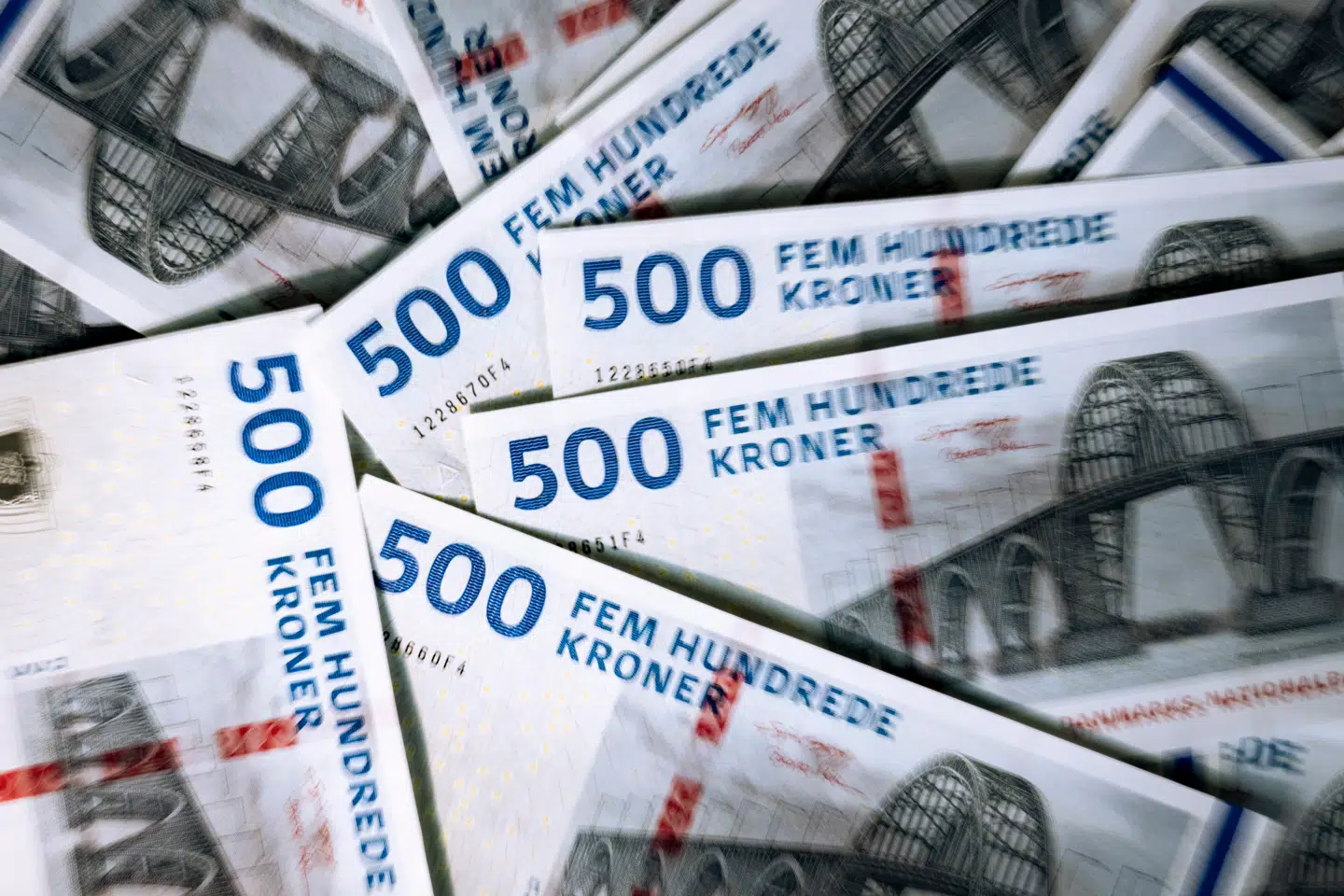 500-kronsedler i Nationalbanken mandag den 11. august 2025. (Foto: Sebastian Elias Uth/Scanpix 2025)