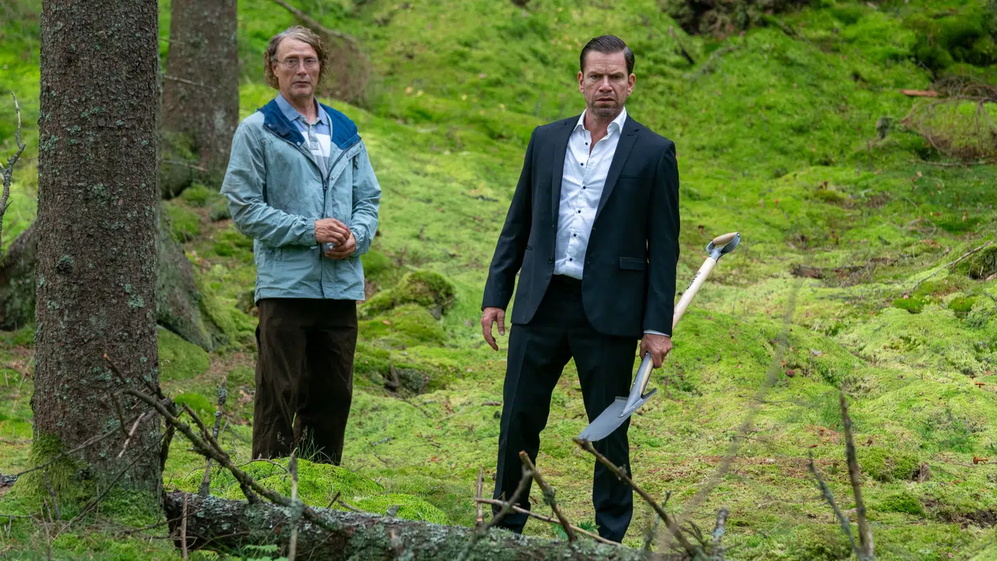 Mads Mikkelsen og Nikolaj Lie Kaas spiller brødrene Manfred og Anker i 'Den sidste viking', der er skrevet og instrueret af Anders Thomas Jensen.