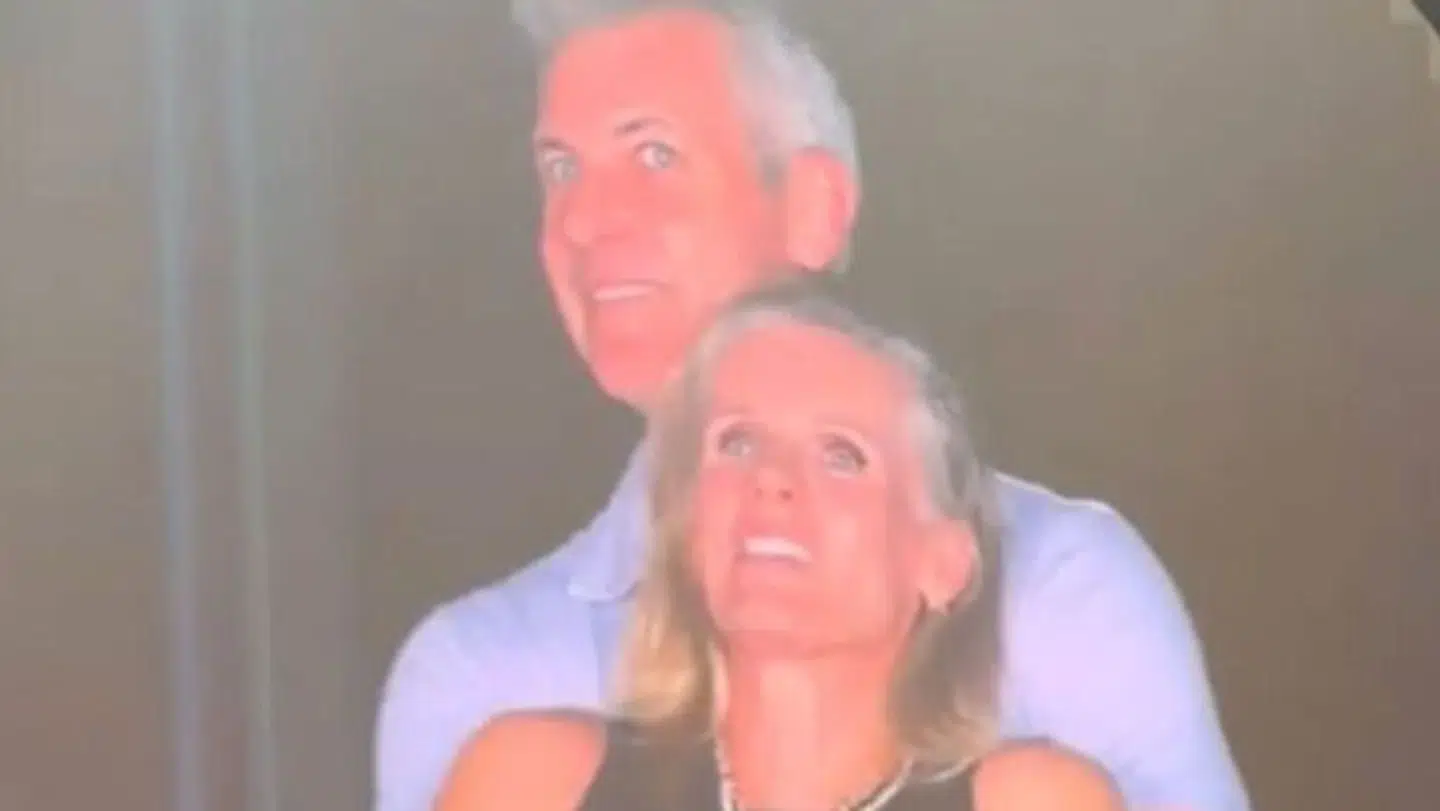 Det famøse billede af Andy Byron og Kristin Cabot. Parret blev fanget i en intim stund under en Coldplay-koncert i sommer.