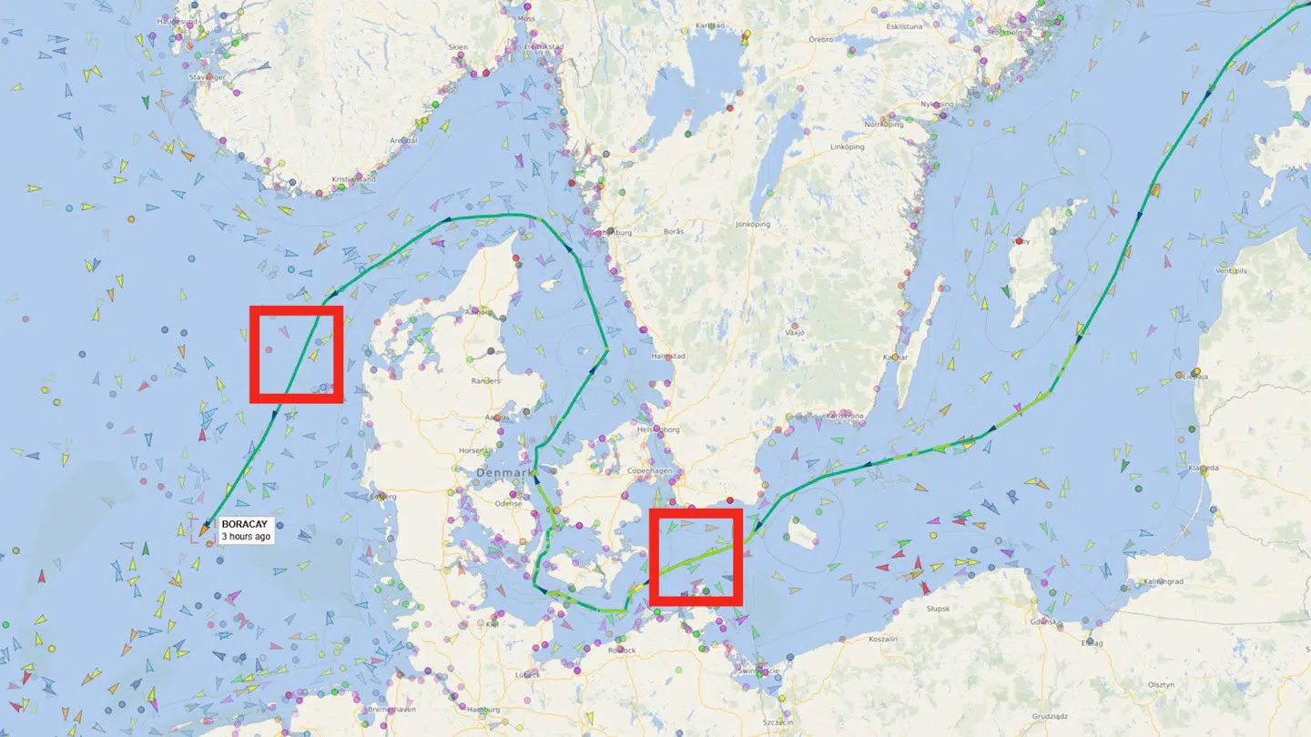 'Pushpa's rute gennem dansk farvand. De to firkanter viser, hvor skibet lå, da hændelserne i henholdsvis København og Jylland fandt sted.